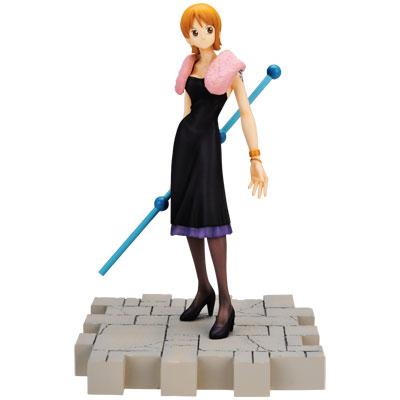 Nami Figure