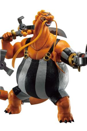 Queen Battle of Both Wings Figure