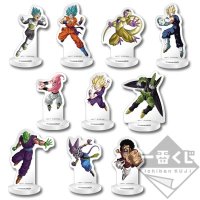 Acrylic Stand: combate intenso