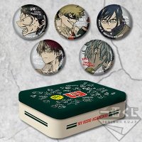 Set spécial de badges dans une boîte en métal