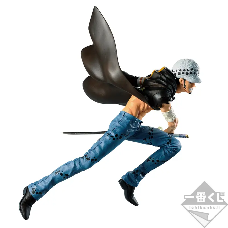 Lot E : Trafalgar Law – Figurine BATTLE